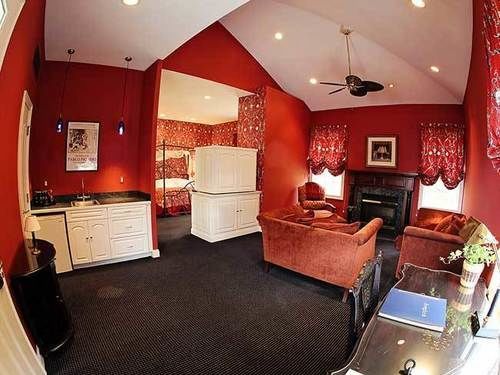 Bertram Inn And Conference Center Aurora Екстериор снимка